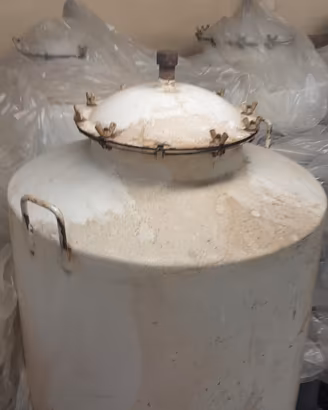 CISTERNE 100 LITRI smaltate per olio/vino/profumi 