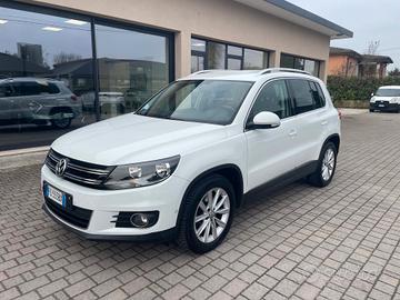 Volkswagen Tiguan 2.0 TDI 110 CV Sport & Style Blu