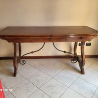 Tavolo a console anticato povero
