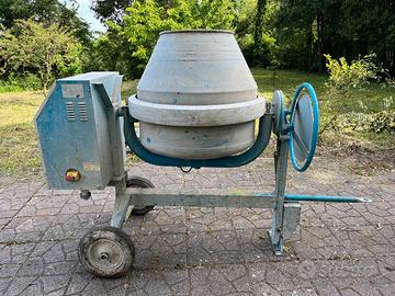 Betoniera 300L
