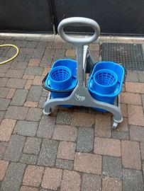 Carrello TTS e due secchi