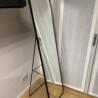 Specchio IKEA KARMSUND da pavimento in metallo