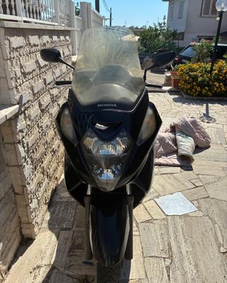 scooter Honda silver wing 400