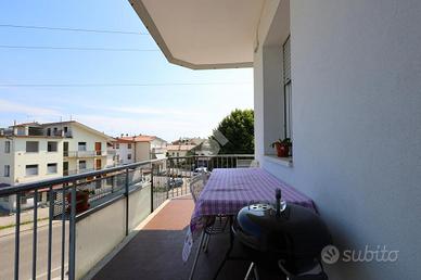 4 LOCALI A SANDRIGO