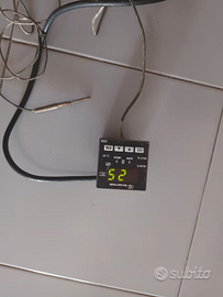 Regolatore di Temperatura / Termostato Digitale