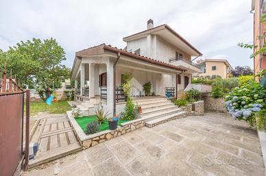 VILLA SINGOLA A ROMA