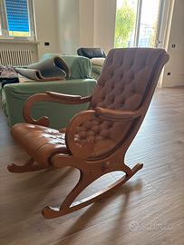 Poltrona a dondolo in pelle