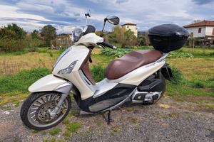 Piaggio Beverly 300 i.e