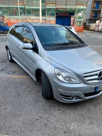 Mercedes b 180