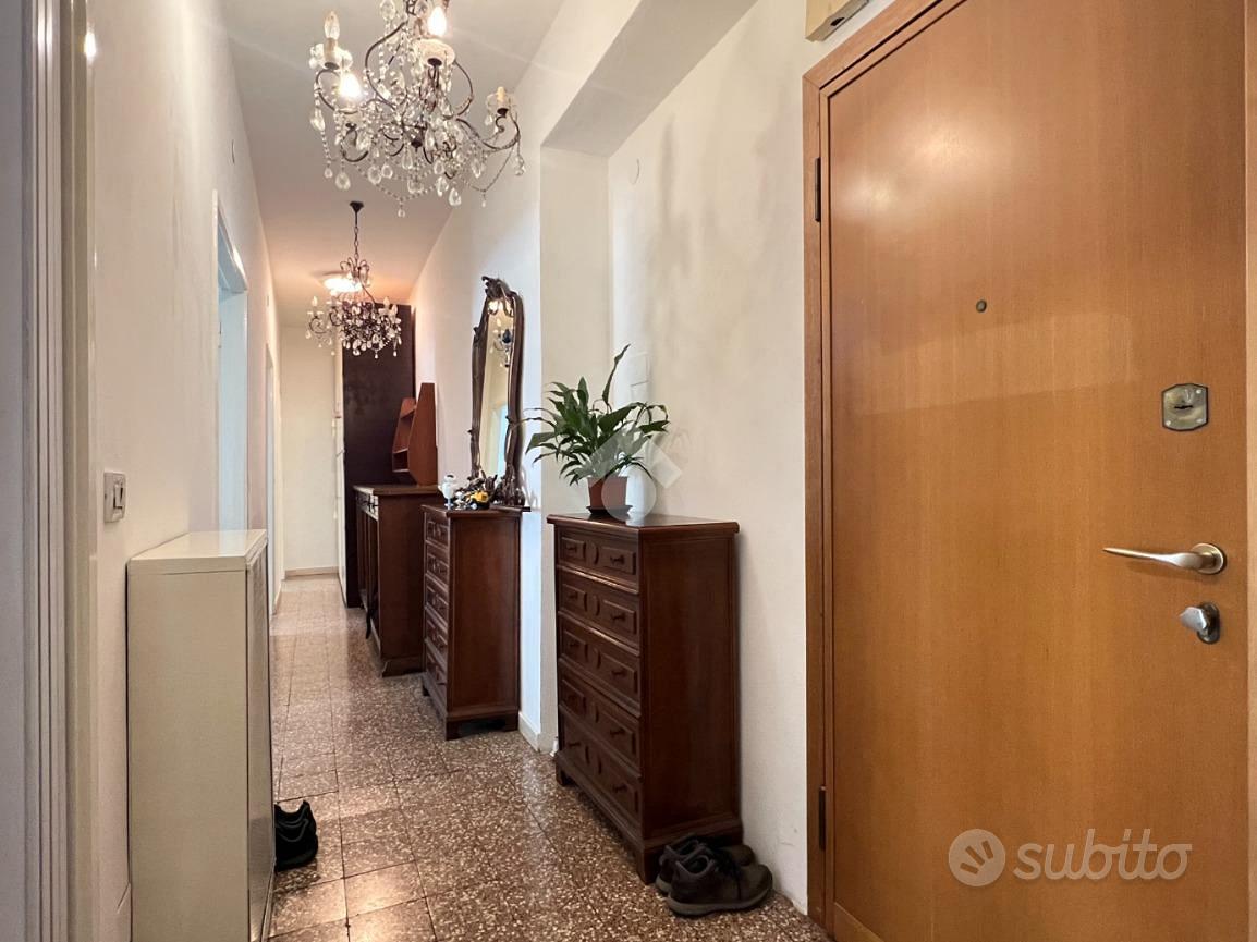 3 LOCALI A MILANO - Vista 2