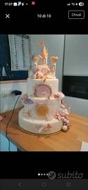 Torta scenografica a tema castello e farfalle 🦋🏰