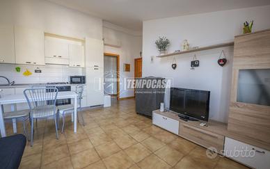 BILOCALE IN PIENO CENTRO A PORTO POTENZA