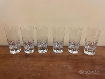 Bicchieri (12cm in altezza, 5,7 in diametro)