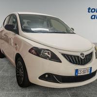 Lancia Ypsilon 1.0 FireFly 70cv Hybrid Platino