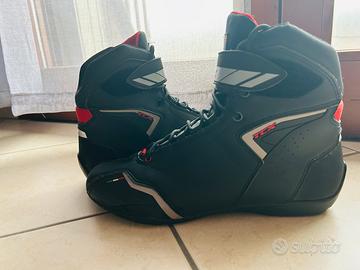 Scarpe da moto originali dainese