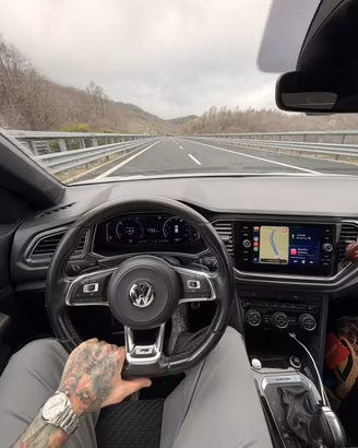 Wolkswagen T-Roc R Line