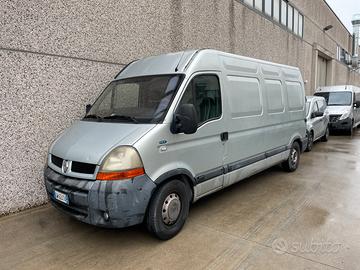 Renault Master L3H2 - 140 CV