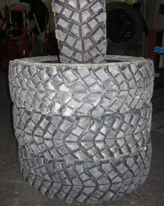 Gomme 195 / 80 R 15 e 205 / 70 R 15 disegno TRACK-