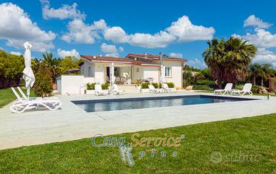 Villa con piscina