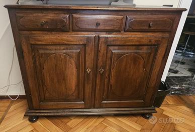 CREDENZA ANTICA IN NOCE MASSELLO