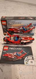 LEGO Technic 42089 - Motoscafo da corsa