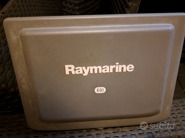 Raymarine e80 plotter colori