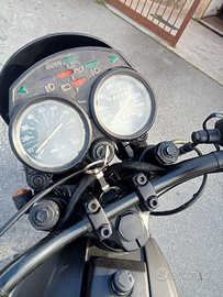 Moto Guzzi V35 cafer racer