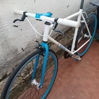 bici da strada Mediolanum scatto fisso 