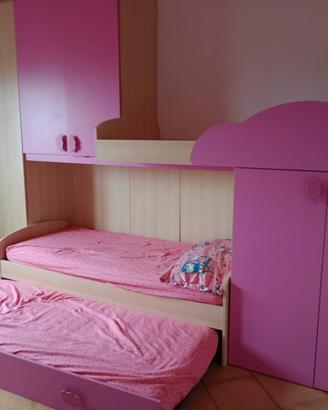 camera da letto Rosa  3 letti 