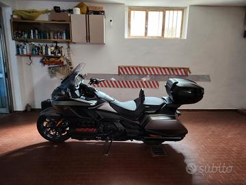 goldwing dct