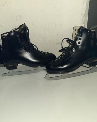 pattini uomo ghiaccio