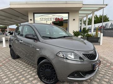 Lancia Ypsilon 1.0 FireFly 5 porte S&S Hybrid Ecoc