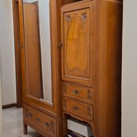 Armadio Antico Liberty Primo '900 in Legno 