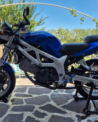 Suzuki SV 650 – 2002 – 53.286 km – €2.500