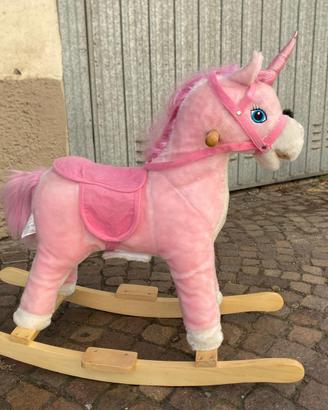 Cavallo a dondolo