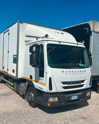 Iveco Eurotrakker 100E22