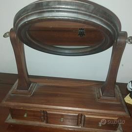 Specchiera portagioie in legno