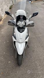 Kymco People 300i - 2011