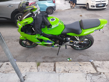 Kawasaki Ninja zx600