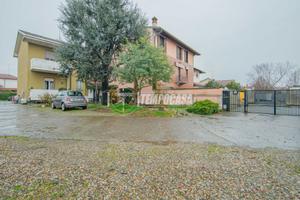 Villa Bifamiliare