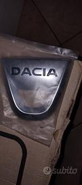 stemma logo dacia