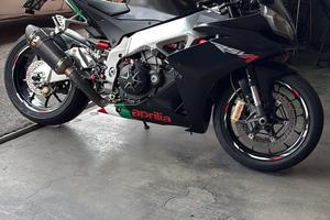 Aprilia rsv4