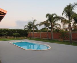 Villa con piscina a Partinico, Contrada Margi