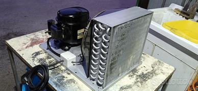 Unita' condensatrice 1/4 hp a capillare