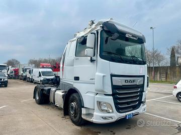 Daf xf106-480 * veicolo incidentato va in moto