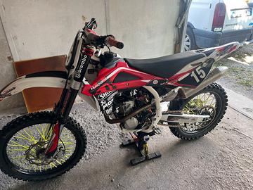 Housqvarna tc250