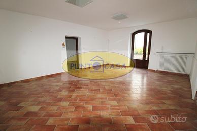 Appartamento bilocale fronte castello