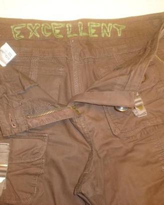 Pantalone multitasche