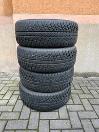 4 GOMME COME NUOVE 235/55/18 invernali nokia.