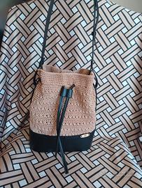 Borsa all'uncinetto